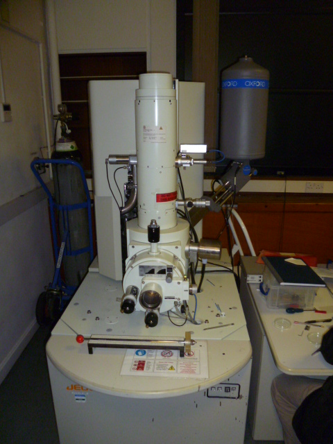JEOL JSM 6330 F Field Emission Scanning Electron Microscope